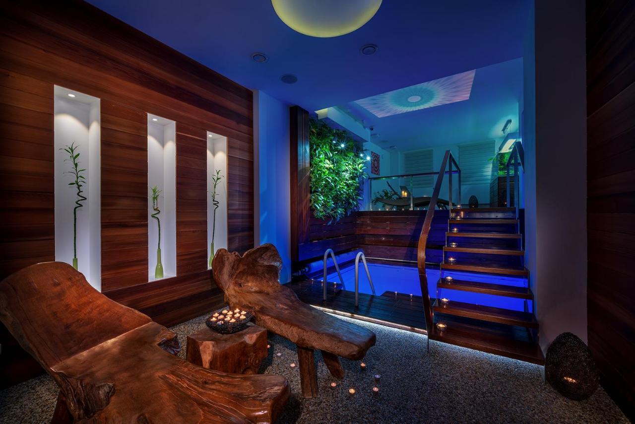 Hotel Bily Jednorozec Trebon Luaran gambar