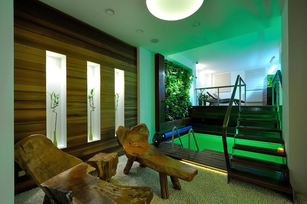 Hotel Bily Jednorozec Trebon Luaran gambar