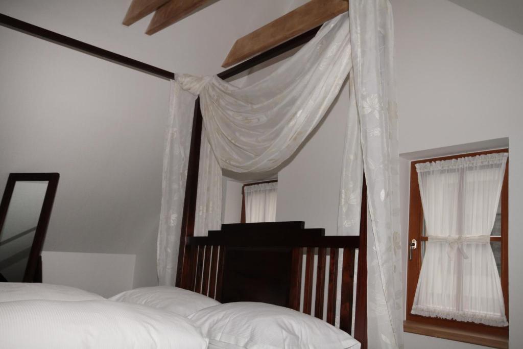 Hotel Bily Jednorozec Trebon Bilik gambar